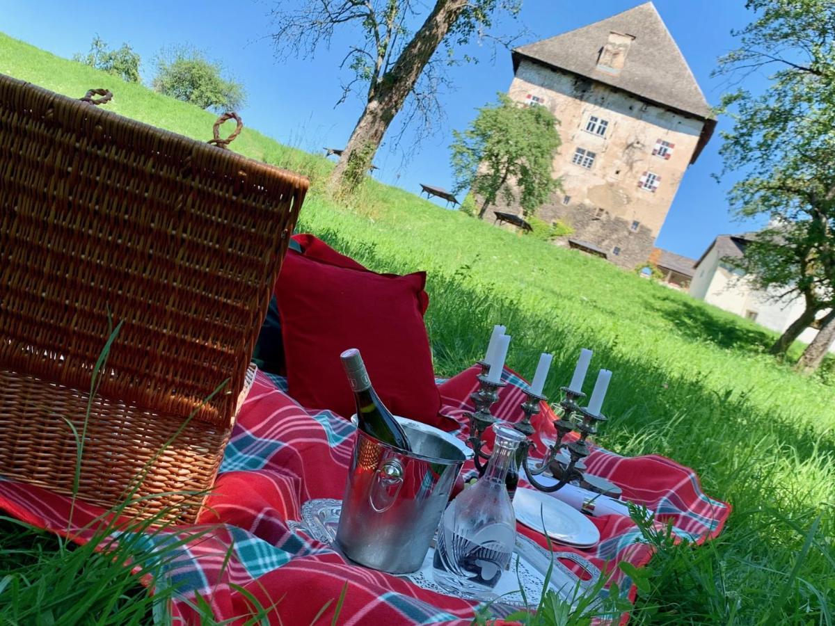 Schloss Moosburg Gaestehaus Esterno foto