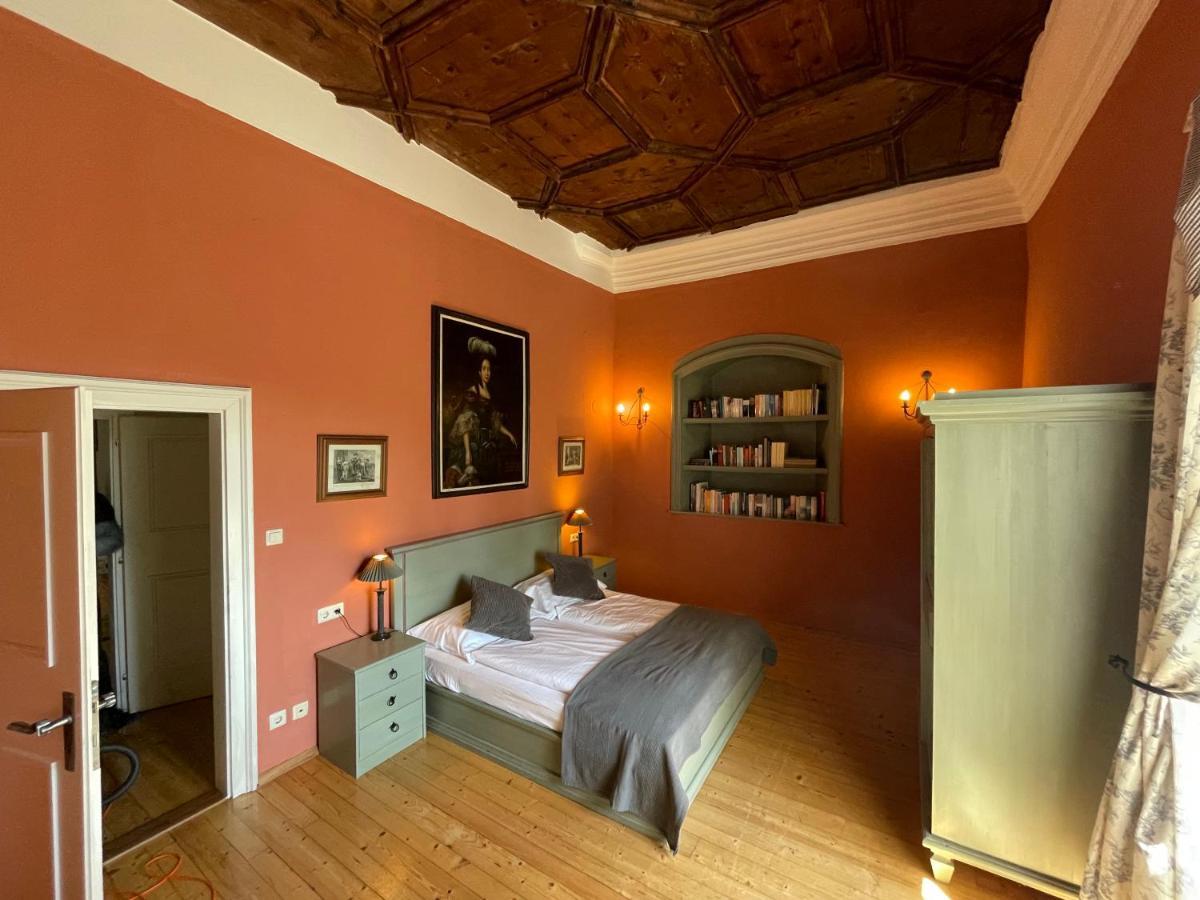 Schloss Moosburg Gaestehaus Esterno foto