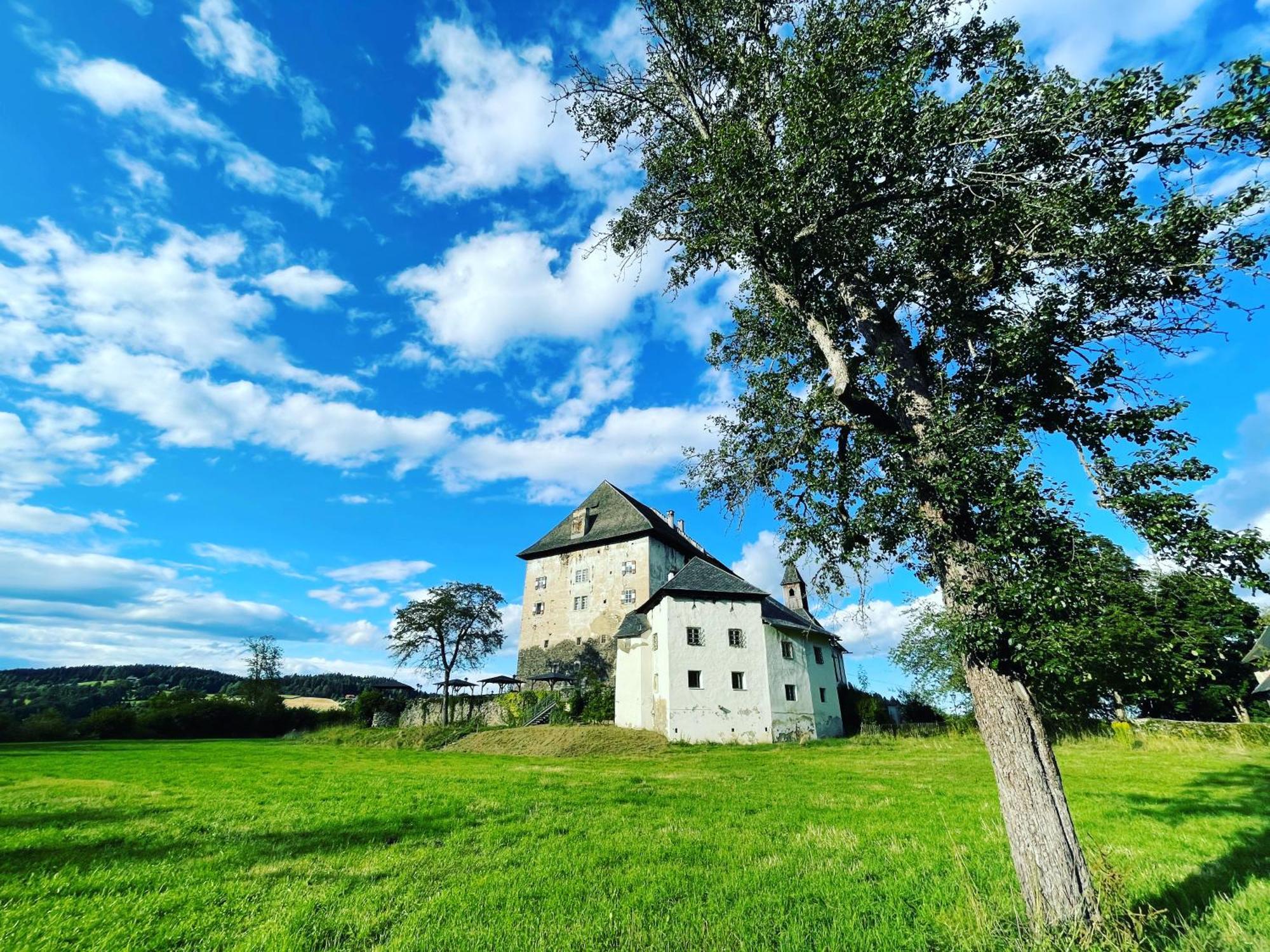 Schloss Moosburg Gaestehaus Esterno foto