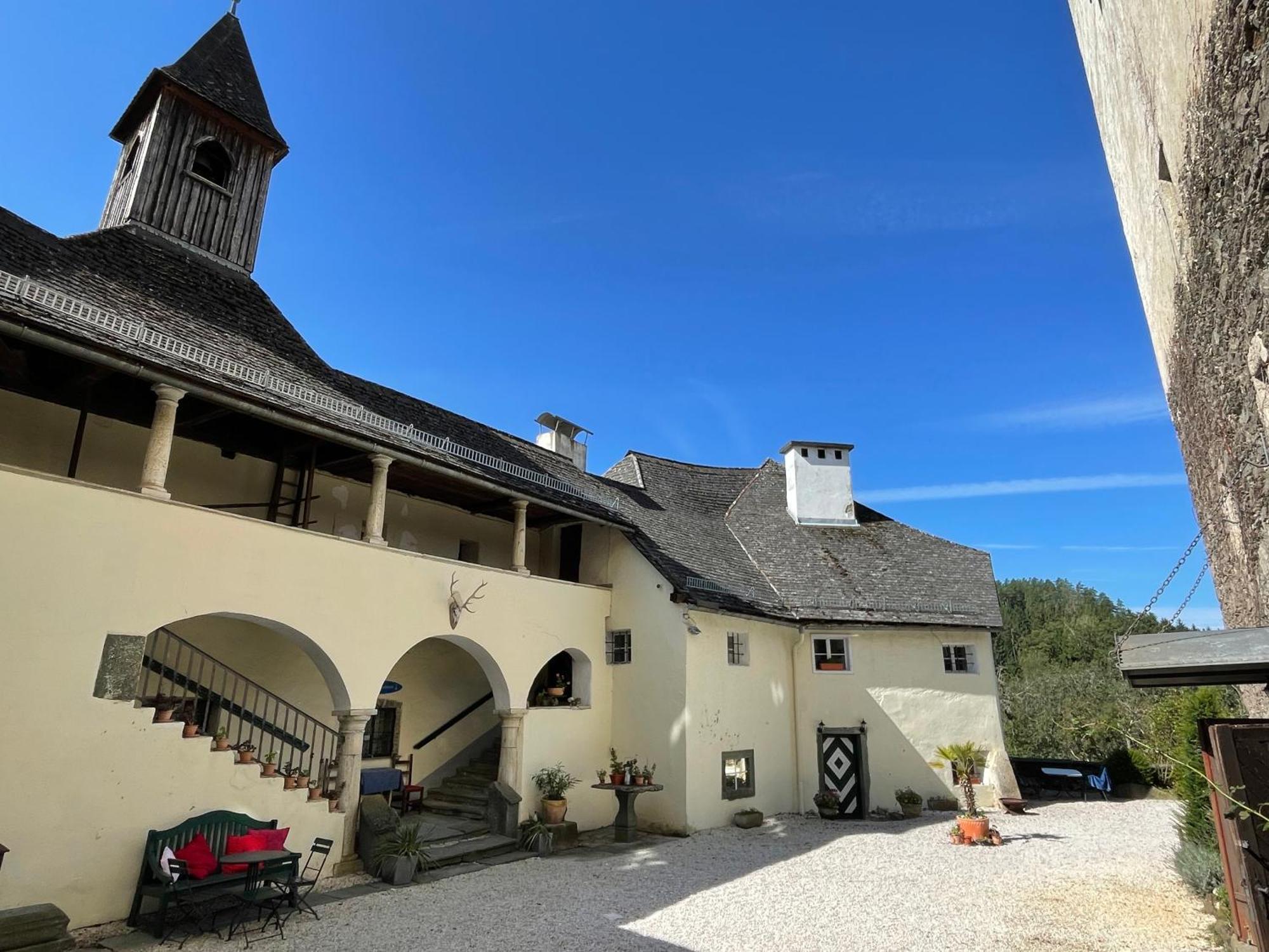 Schloss Moosburg Gaestehaus Esterno foto