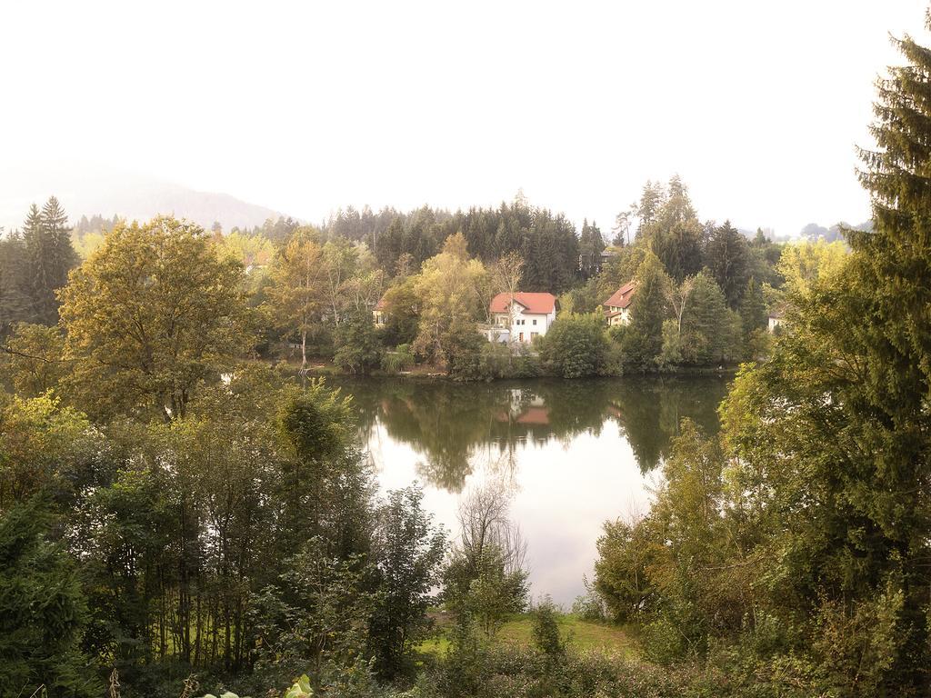 Schloss Moosburg Gaestehaus Esterno foto