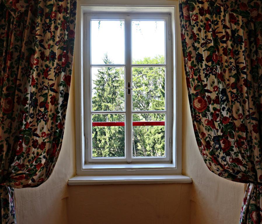 Schloss Moosburg Gaestehaus Esterno foto
